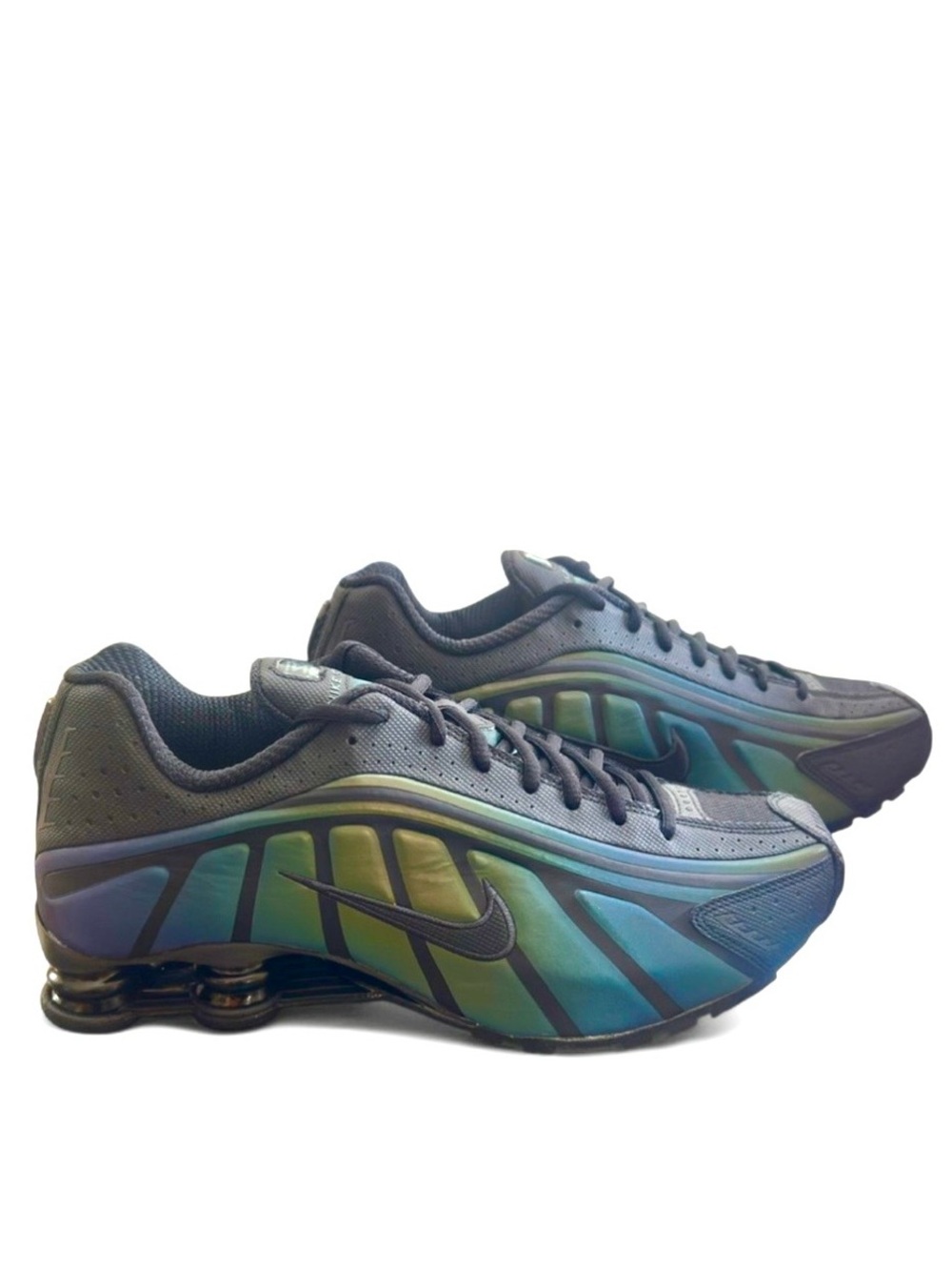 Nike Shox R4 SE Y2K Iridescent Size US Men’s 10/ Women’s 11.5/ EU 44 (New)